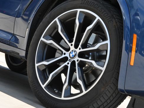 Certified 2024 BMW X3 sDrive30i w/ M Sport Package RWD image 10