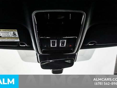 Used 2022 Land Rover Range Rover Velar R-Dynamic S AWD/4WD image 32