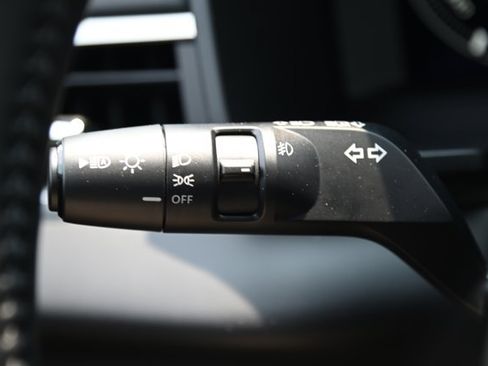 New 2023 Mitsubishi Outlander SEL AWD/4WD image 32