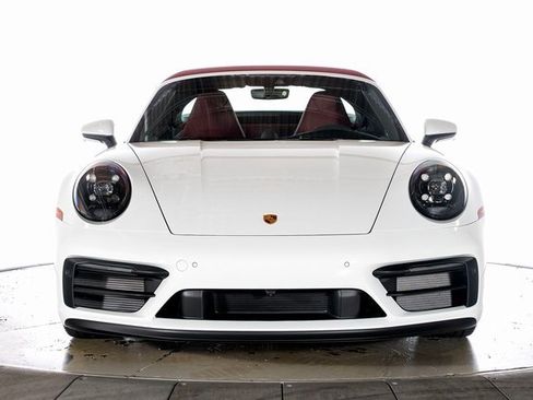 Used 2024 Porsche 911 Targa 4 GTS image 8