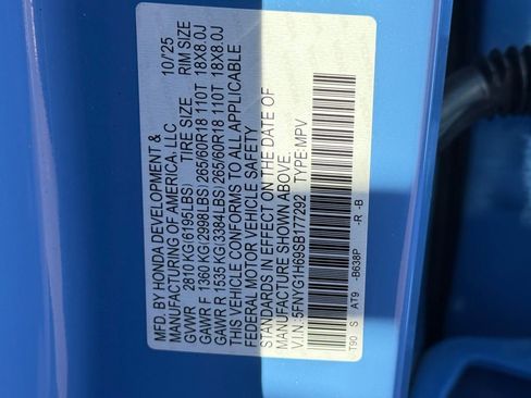 Certified 2025 Honda Pilot TrailSport image 34