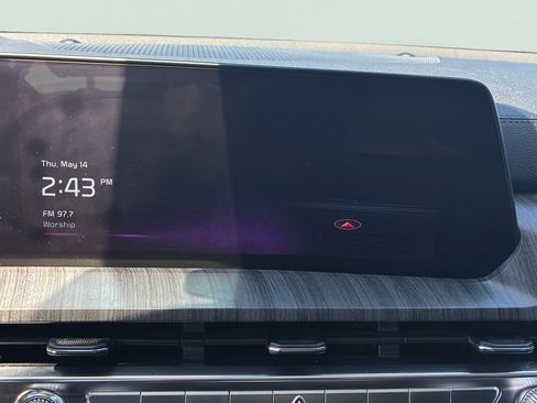 Used 2023 Kia Telluride AWD image 30