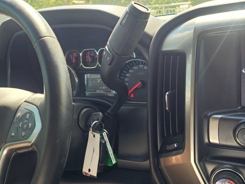 Used 2017 Chevrolet Silverado 1500 LT w/ All Star Edition AWD/4WD image 31