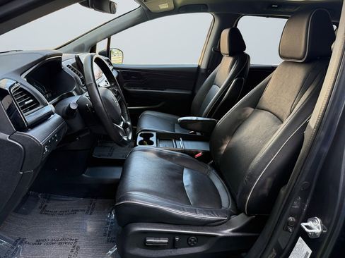 Used 2023 Honda Odyssey Elite image 9
