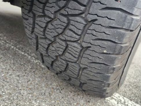 Used 2013 Toyota Land Cruiser image 12