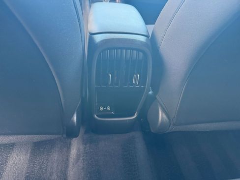 Used 2025 Hyundai Kona SEL image 24