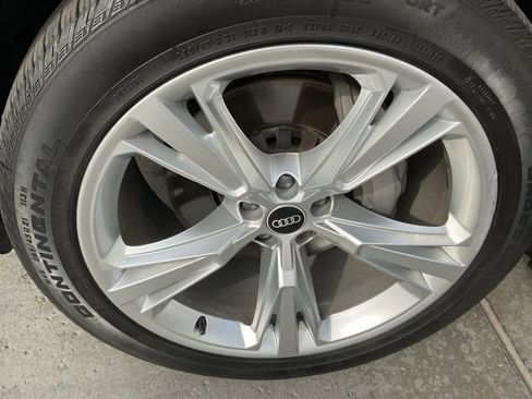 Used 2022 Audi Q8 Premium Plus image 14