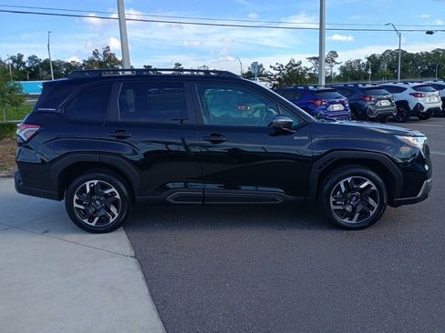 Certified 2025 Subaru Forester Limited image 4