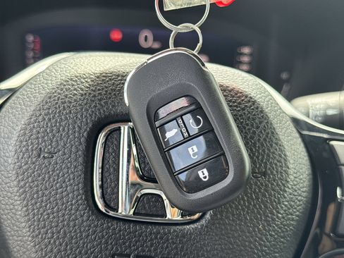 New 2026 Honda Pilot Sport image 36