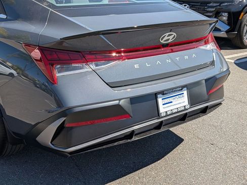New 2026 Hyundai Elantra SEL Sport image 11
