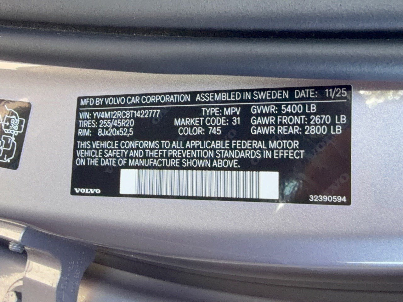 Certified 2026 Volvo XC60 B5 Plus AWD/4WD image 31