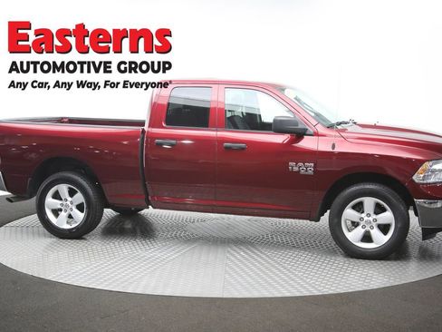 Used 2024 RAM 1500 Classic SLT AWD/4WD image 42