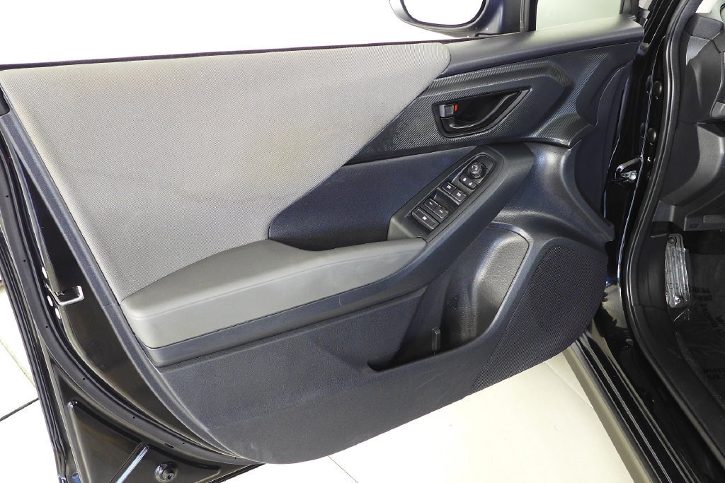 Certified 2024 Subaru Crosstrek 2.0i w/ Crosstrek Mirror Package AWD/4WD image 11