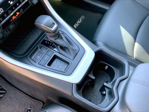 Used 2024 Toyota RAV4 XLE Premium image 16