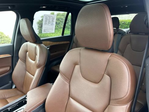 Certified 2023 Volvo XC90 T8 Plus image 19