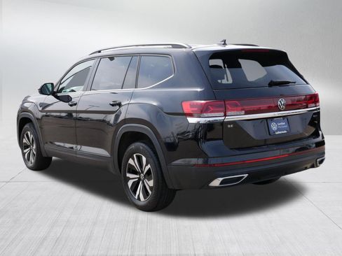 Certified 2024 Volkswagen Atlas SE image 5