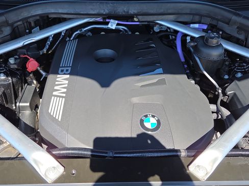 Certified 2024 BMW X5 xDrive40i w/ Premium Package image 24