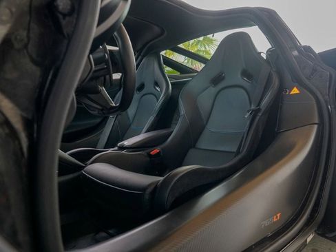 Used 2021 McLaren 765LT Coupe image 4