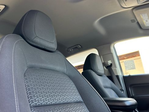 Used 2021 GMC Canyon Elevation image 20