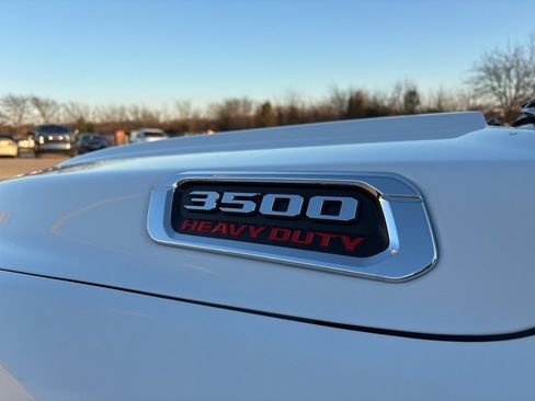 Used 2024 RAM 3500 Big Horn image 12