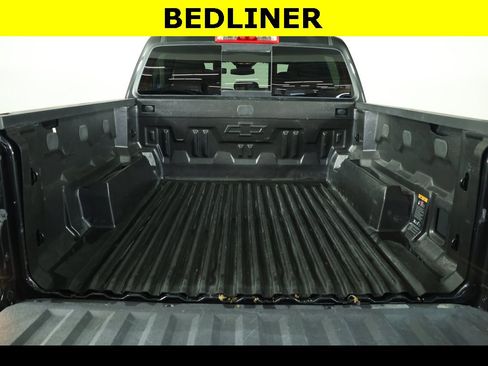 Used 2025 Chevrolet Colorado W/T w/ WT Custom Package image 15