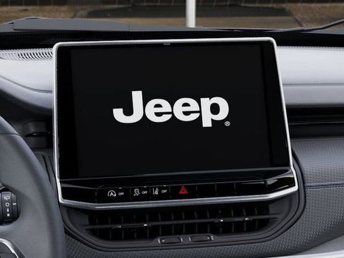 New 2026 Jeep Compass Latitude AWD/4WD image 18