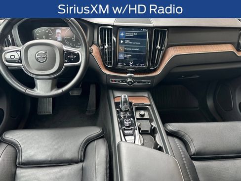 Used 2019 Volvo XC60 T8 Inscription w/ Advanced Package AWD/4WD image 17