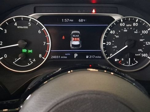 Used 2023 Nissan Rogue SV AWD/4WD image 19