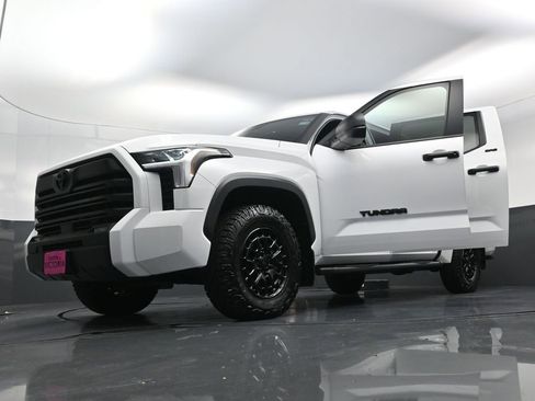 Used 2025 Toyota Tundra SR5 RWD image 27