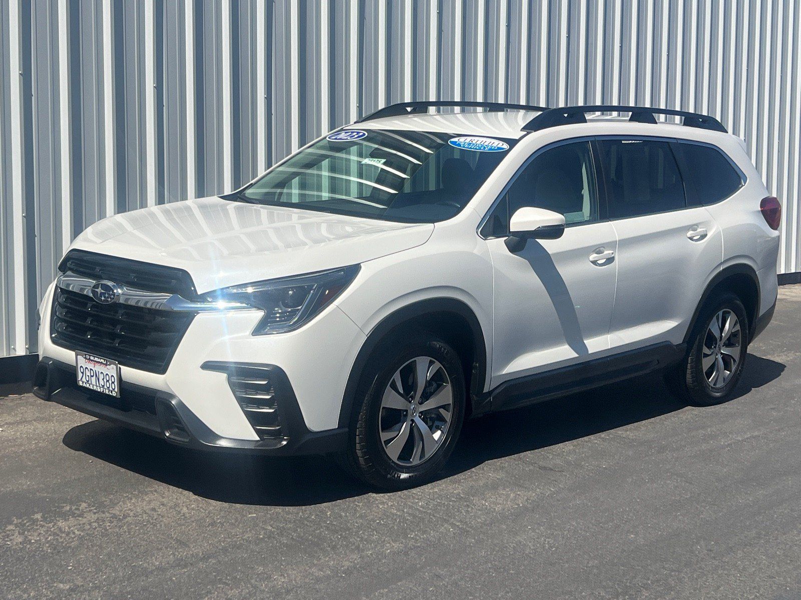 Certified 2023 Subaru Ascent Premium w/ Convenience Package AWD/4WD image 1