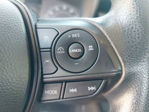 Used 2024 Toyota Corolla LE FWD image 17