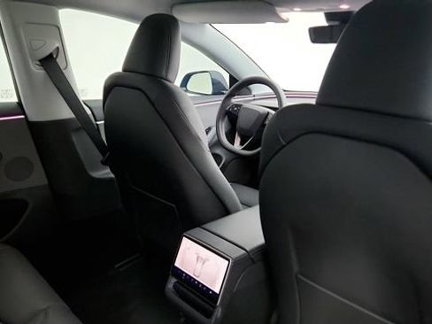 Used 2025 Tesla Model 3 Long Range RWD image 39