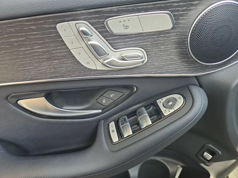 Used 2022 Mercedes-Benz GLC 300 4MATIC Coupe image 13