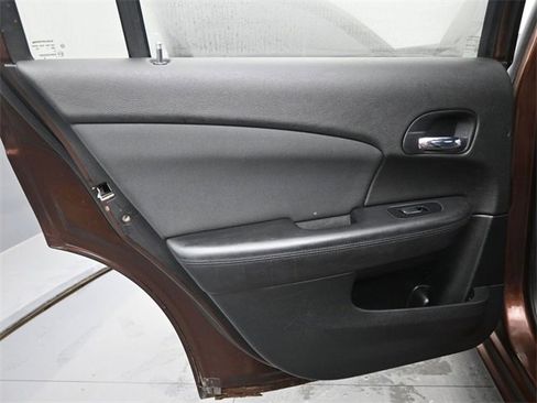 Used 2012 Chrysler 200 Touring image 14