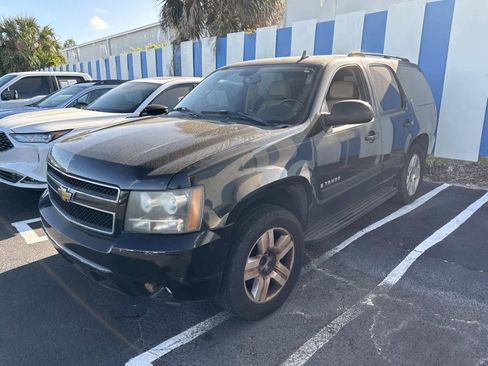 Used 2007 Chevrolet Tahoe LT w/ LT Preferred Equipment Group image 3