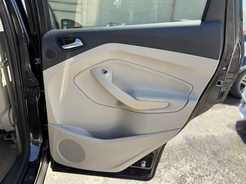 Used 2014 Ford Escape Titanium w/ Equipment Group 401A FWD image 24