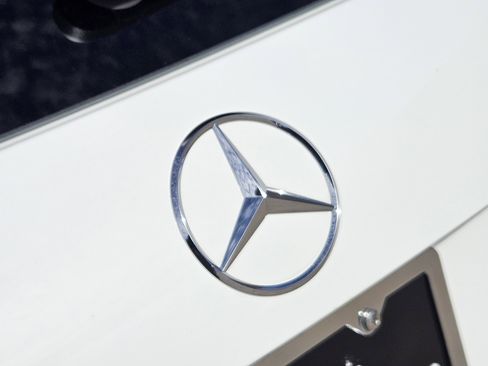 Certified 2026 Mercedes-Benz GLA 250 image 9