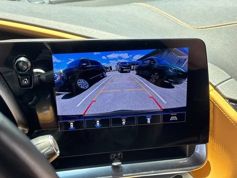 Used 2021 Chevrolet Corvette Stingray Preferred Cpe w/ Z51 Performance Package RWD image 22