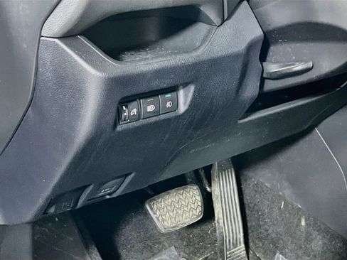 Used 2019 Toyota RAV4 LE w/ All Weather Liner Package AWD/4WD image 10