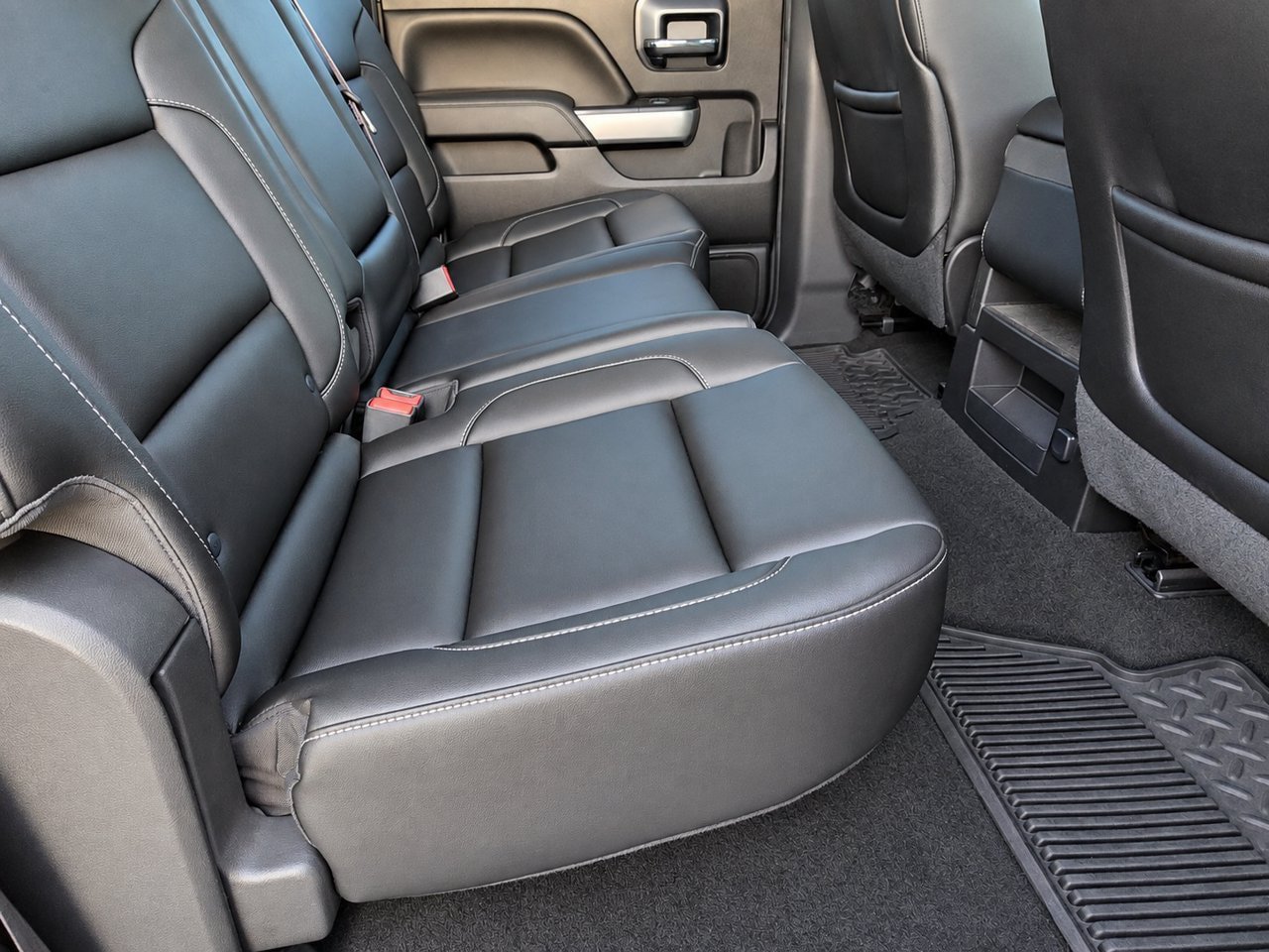 Used 2015 Chevrolet Silverado 1500 LT w/ All Star Edition AWD/4WD image 27