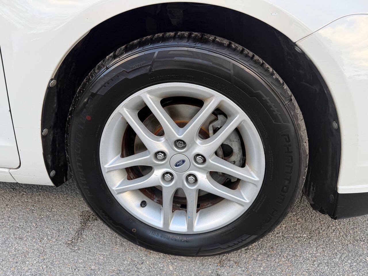 Used 2010 Ford Fusion S FWD image 11
