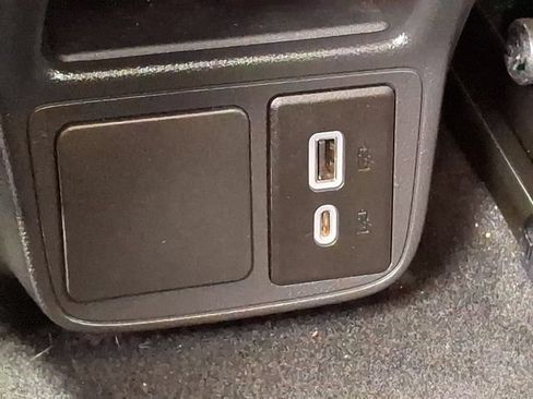 Used 2024 Buick Encore GX Preferred AWD/4WD image 12