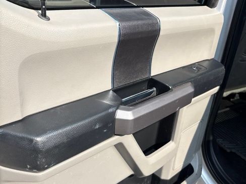 Used 2018 Ford F150 XLT AWD/4WD image 28
