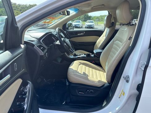 Used 2016 Ford Edge SEL w/ Equipment Group 201A AWD/4WD image 9