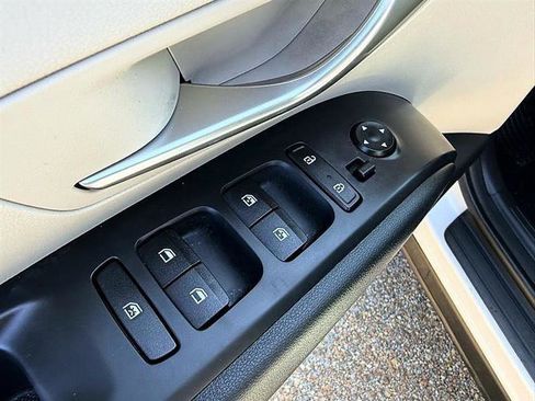 Used 2024 Hyundai Tucson Blue image 22