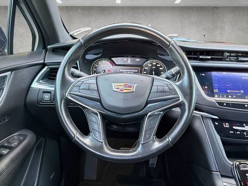 Used 2020 Cadillac XT5 Premium Luxury image 21