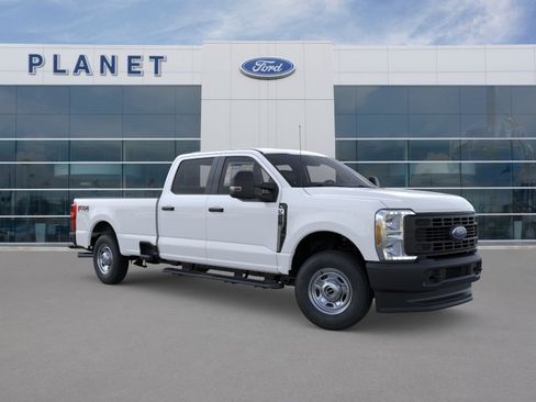 New 2026 Ford F250 XL w/ FX4 Off-Road Package AWD/4WD image 9