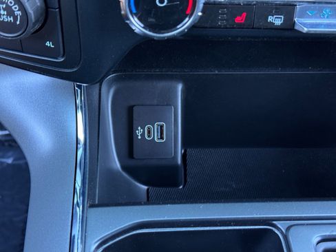 Used 2025 Ford F150 XLT w/ Equipment Group 302A MID image 31