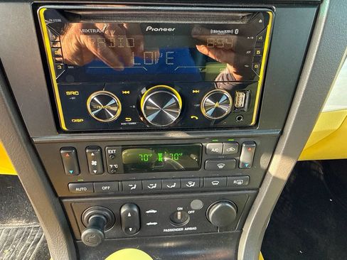 Used 2002 Ford Thunderbird RWD image 21