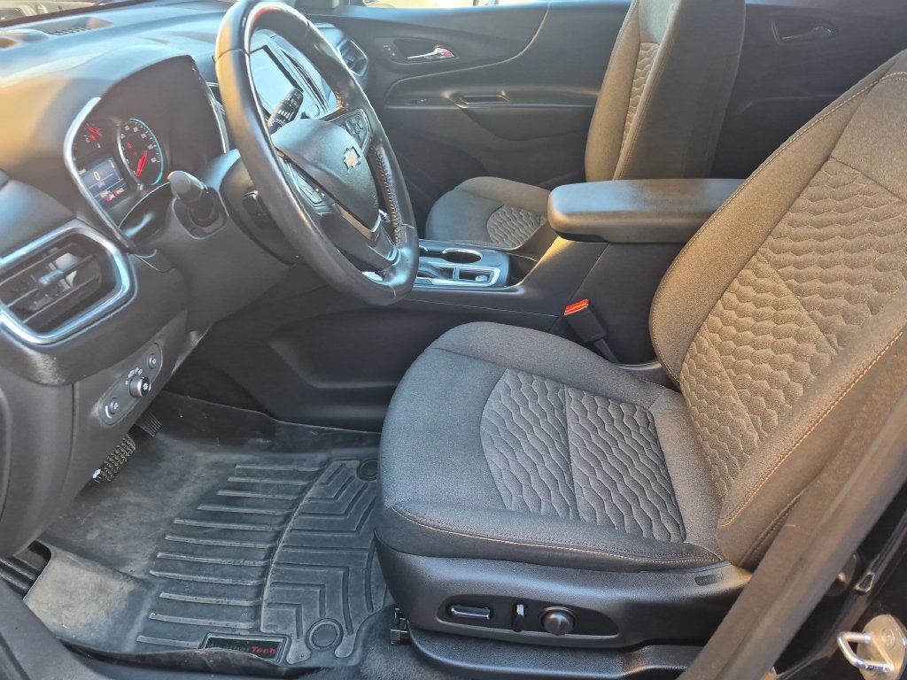 Used 2020 Chevrolet Equinox LT AWD/4WD image 18